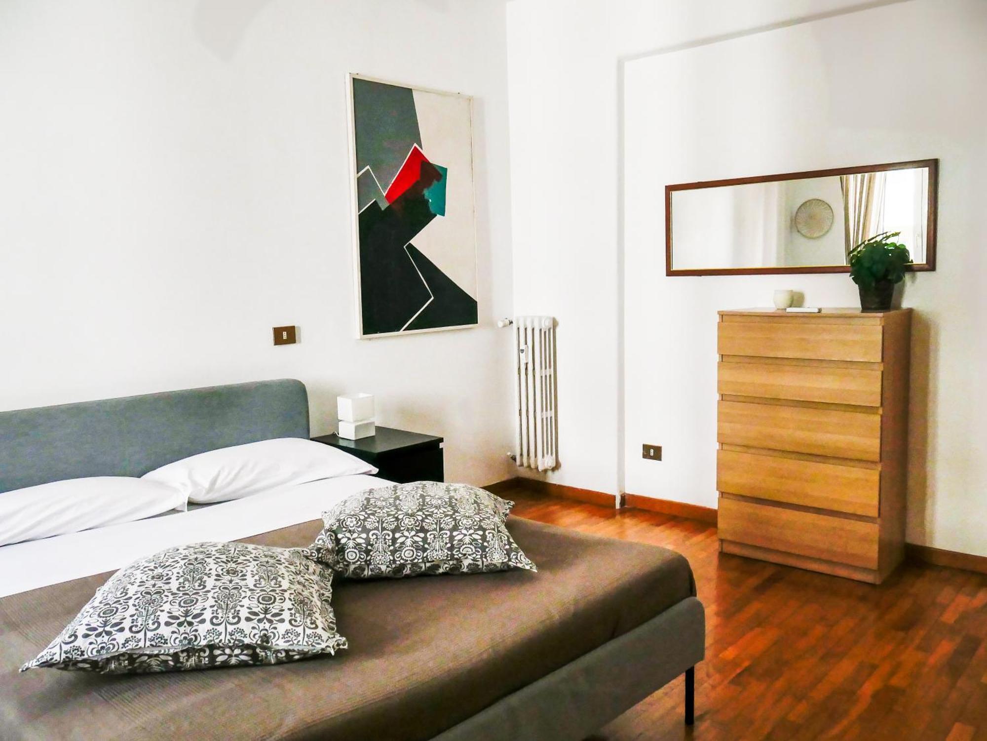 רומא Modern 1 Bedroom Near Metro מראה חיצוני תמונה