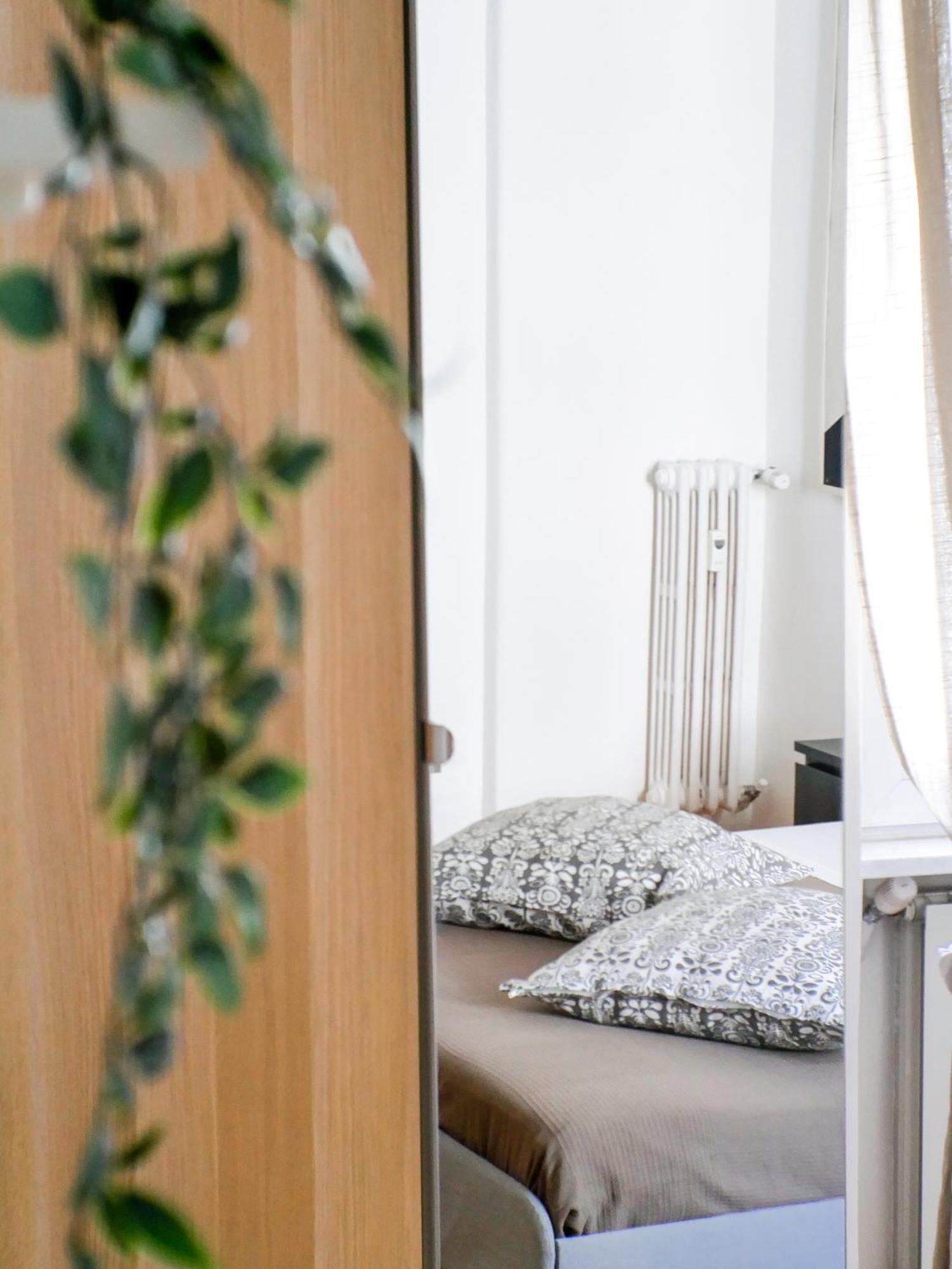 רומא Modern 1 Bedroom Near Metro מראה חיצוני תמונה